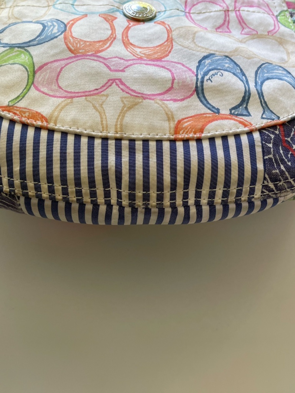 Coach Vintage Y2K Patchwork Hobo Shoulder Bag Style M0673-10441 - Picture 10 of 13
